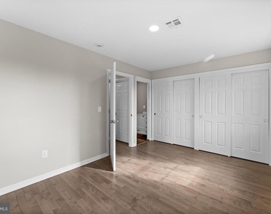 32 West Street - Photo Thumbnail 22