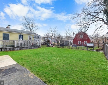 32 West Street - Photo Thumbnail 39