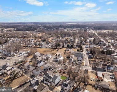32 West Street - Photo Thumbnail 42