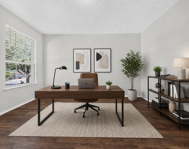 165 Dandy Dr - Photo Thumbnail 3