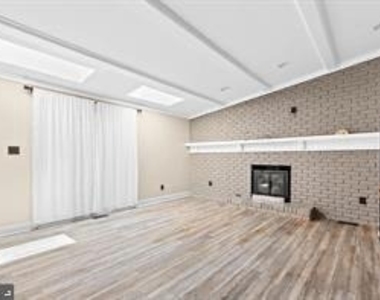 15 Waverly Road - Photo Thumbnail 5