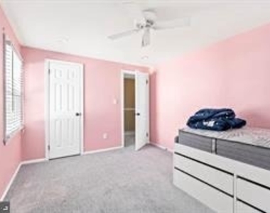 15 Waverly Road - Photo Thumbnail 15