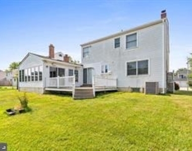 15 Waverly Road - Photo Thumbnail 30