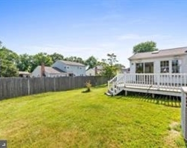 15 Waverly Road - Photo Thumbnail 28
