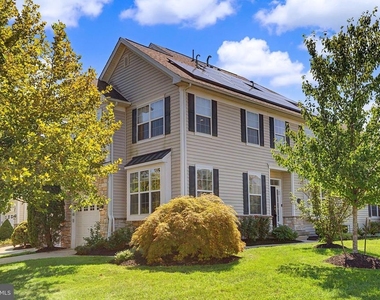 200 Starboard Way - Photo Thumbnail 1