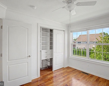 200 Starboard Way - Photo Thumbnail 35