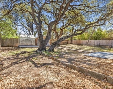 11805 Pollyanna Ave - Photo Thumbnail 21