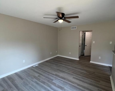 29 Orchard Avenue - Photo Thumbnail 13