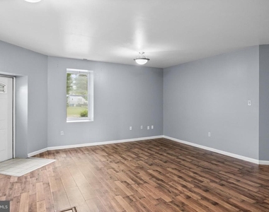 7 E Mill Road - Photo Thumbnail 5