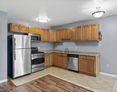 7 E Mill Road - Photo Thumbnail 2