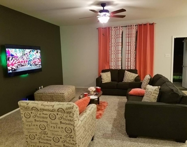 11516 Murron Dr - Photo Thumbnail 1