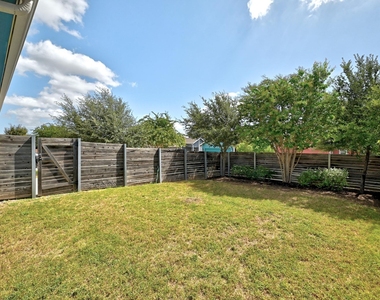 8821 Cattle Baron Path - Photo Thumbnail 25