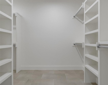 401 Roy Creek Ln - Photo Thumbnail 16