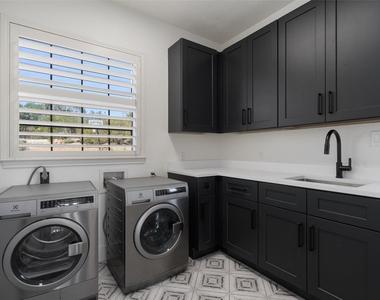 401 Roy Creek Ln - Photo Thumbnail 29