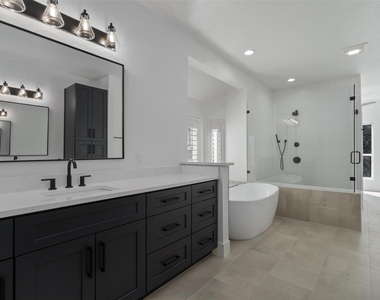 401 Roy Creek Ln - Photo Thumbnail 12
