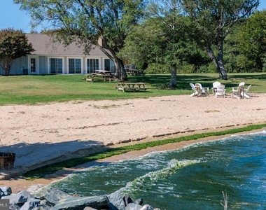 102 Golf Court - Photo Thumbnail 40