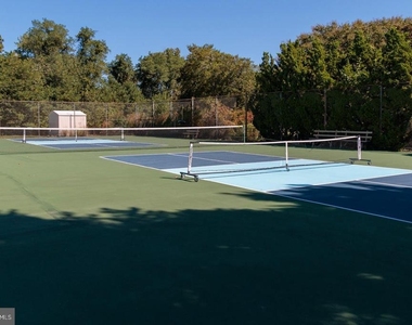 102 Golf Court - Photo Thumbnail 42