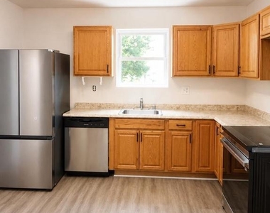 4881 Towne Park Road - Photo Thumbnail 4