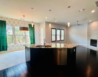 8110 Se Ranch Road 2222 - Photo Thumbnail 8