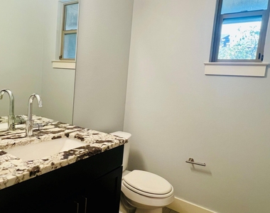 8110 Se Ranch Road 2222 - Photo Thumbnail 5