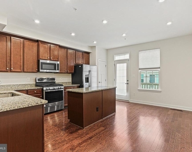 8114 Miner Street - Photo Thumbnail 1