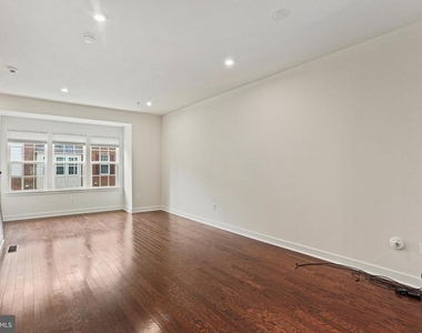 8114 Miner Street - Photo Thumbnail 2
