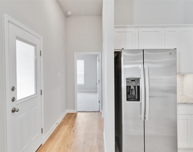 1020 Staglin St - Photo Thumbnail 21