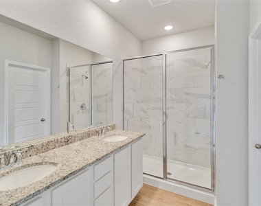 1020 Staglin St - Photo Thumbnail 26