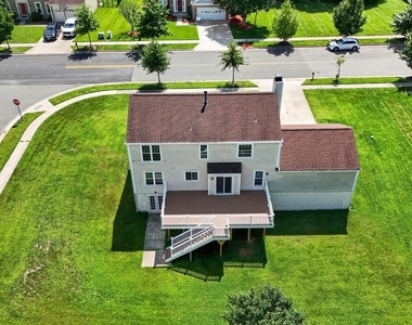 811 Chatsworth Drive - Photo Thumbnail 29