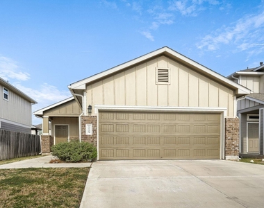 12104 Tolson Dr - Photo Thumbnail 1