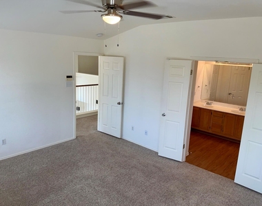 3123 Jazz St - Photo Thumbnail 13