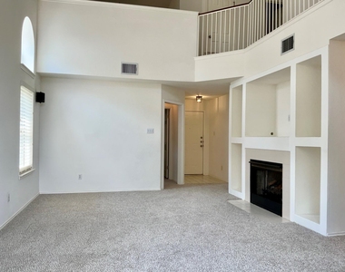 3123 Jazz St - Photo Thumbnail 5
