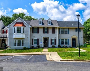 13703 Lord Sterling Place - Photo Thumbnail 68