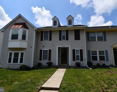 13703 Lord Sterling Place - Photo Thumbnail 34