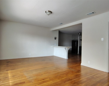 13805 Maye Pl - Photo Thumbnail 1