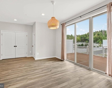 17833 Porter Road - Photo Thumbnail 14