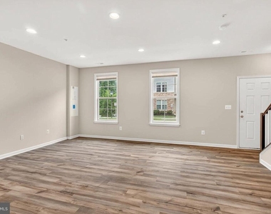 17833 Porter Road - Photo Thumbnail 4