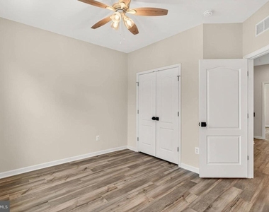 17833 Porter Road - Photo Thumbnail 23