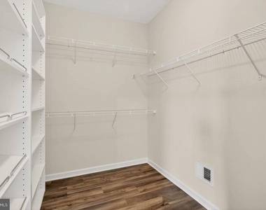 17833 Porter Road - Photo Thumbnail 19