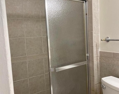12909 Chathlake Lane - Photo Thumbnail 18