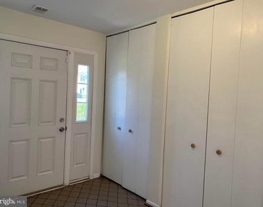12909 Chathlake Lane - Photo Thumbnail 2
