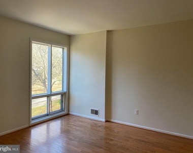 12909 Chathlake Lane - Photo Thumbnail 21