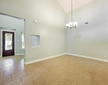 104 Turvey Cv - Photo Thumbnail 9