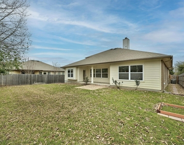 104 Turvey Cv - Photo Thumbnail 34