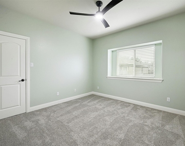 104 Turvey Cv - Photo Thumbnail 26