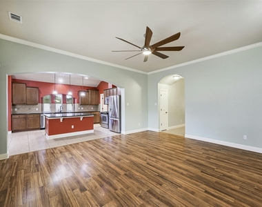 104 Turvey Cv - Photo Thumbnail 8