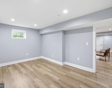 7121 W Greenvale Parkway - Photo Thumbnail 56
