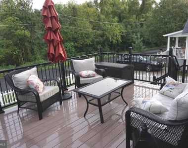 208 Bryan Avenue - Photo Thumbnail 17