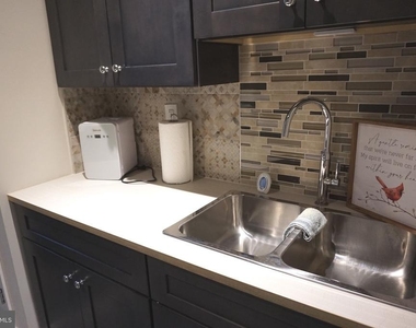 208 Bryan Avenue - Photo Thumbnail 20