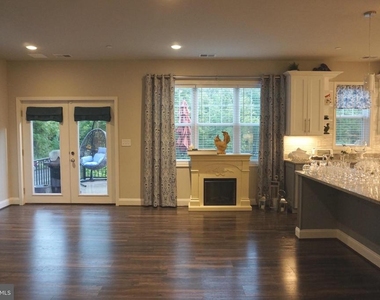 208 Bryan Avenue - Photo Thumbnail 16